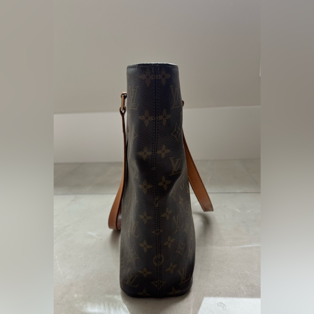 Louis Vuitton Luco Monogram Tote Shoulder Bag - Picture 3 of 9
